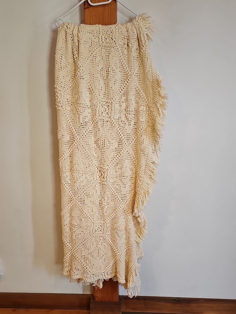 Vintage Crochet Fringe Blanket - Queen